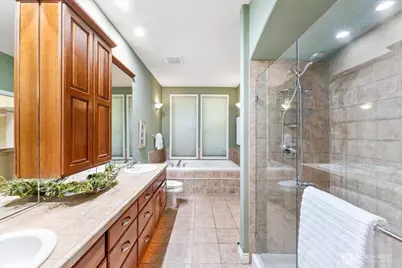 3324 Deer Island Drive E, Lake Tapps, WA 98391 - Photo 18