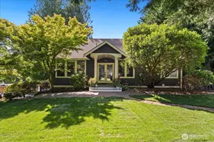 3324 Deer Island Dr E, Lake Tapps, WA 98391 - Photo 2