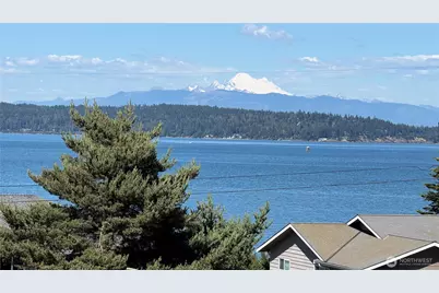 639 E Beacon View Drive, Oak Harbor, WA 98277 - Photo 38