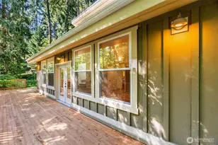 17818 SE Overlake Ct, Yelm, WA 98597 - Photo 4
