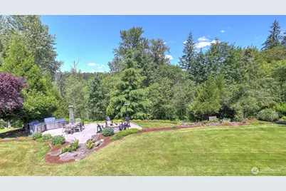 24128 NE 1st Place, Sammamish, WA 98074 - Photo 2