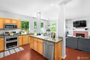 12814 69th Dr SE, Snohomish, WA 98296 - Photo 8