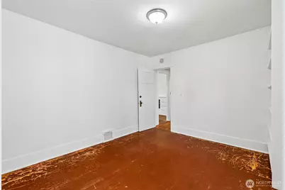 4055 Latona Avenue NE, Seattle, WA 98105 - Photo 16