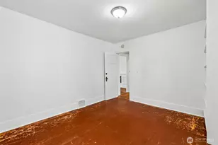 4055 Latona Ave NE, Seattle, WA 98105 - Photo 16
