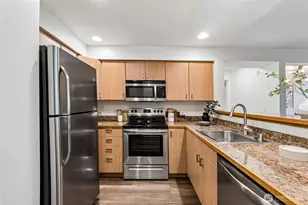 2530 15th Ave W, Seattle, WA 98119 - Photo 12