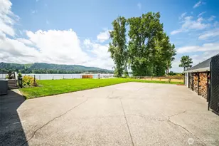 2207 Dike Rd, Woodland, WA 98674 - Photo 34