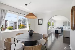 4324 Phinney Ave N, Seattle, WA 98103 - Photo 6