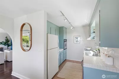 4324 Phinney Avenue N #3, Seattle, WA 98103 - Photo 10