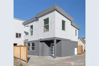 9321 Marcus Avenue S, Seattle, WA 98118 - Photo 1