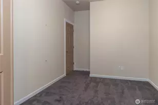4000 NE Breakwater Ct, Bremerton, WA 98311 - Photo 8