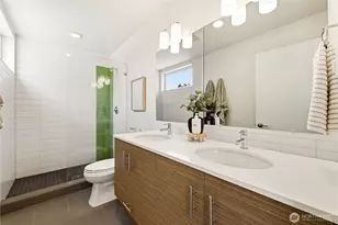 3045 21st Ave W, Seattle, WA 98199 - Photo 12
