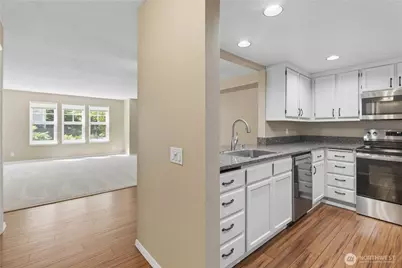 3941 226th Place SE #103, Issaquah, WA 98029 - Photo 12