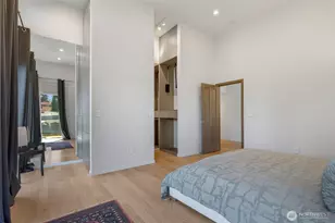 3033 45th Ave SW, Seattle, WA 98116 - Photo 16