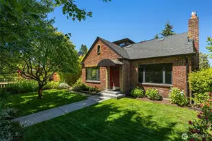 3033 45th Ave SW, Seattle, WA 98116 - Photo 40