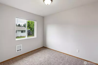 4909 Bowwood Circle NE, Bremerton, WA 98310 - Photo 16