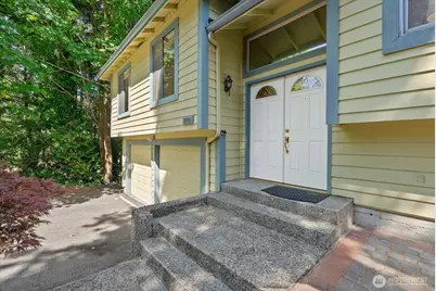3006 89th Place SE, Mercer Island, WA 98040 - Photo 4