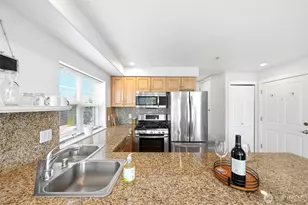 2433 NW 59th St, Seattle, WA 98107 - Photo 12