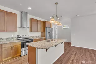 2142 S 263rd St, Des Moines, WA 98198 - Photo 2