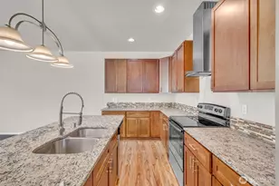 2142 S 263rd St, Des Moines, WA 98198 - Photo 38