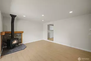1011 Calkin Pl, Sedro Woolley, WA 98284 - Photo 10