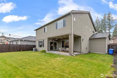 17621 Crossing Drive E, Puyallup, WA 98374 - Photo 24