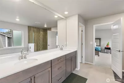 17621 Crossing Drive E, Puyallup, WA 98374 - Photo 12