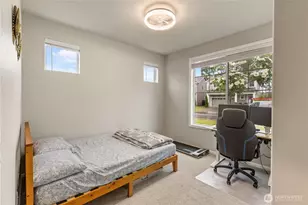 17621 Crossing Dr E, Puyallup, WA 98374 - Photo 20