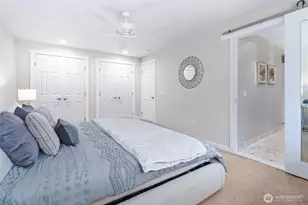 17521 NE 38th Ct, Redmond, WA 98052 - Photo 26