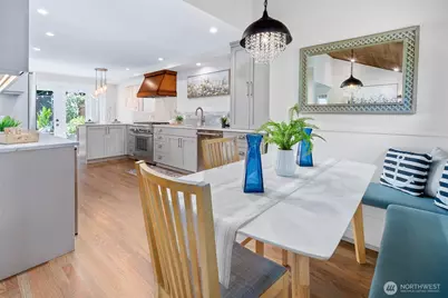 17521 NE 38th Court #B10, Redmond, WA 98052 - Photo 12
