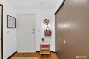 4020 Aurora Ave N, Seattle, WA 98103 - Photo 4