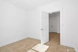 904 La Salle St, Yakima, WA 98901 - Photo 8