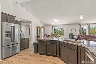 235 Flatt Road, Kelso, WA 98626 - Photo 4