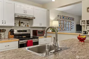 2021 N Laventure Rd, Mount Vernon, WA 98273 - Photo 10