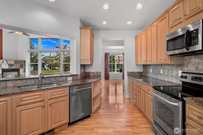 875 N Park Street, Lynden, WA 98264 - Photo 4