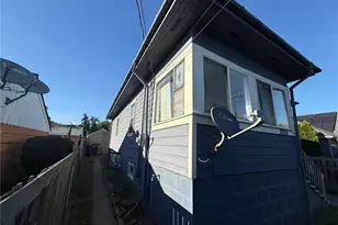 3926 S Warsaw St, Seattle, WA 98118 - Photo 6