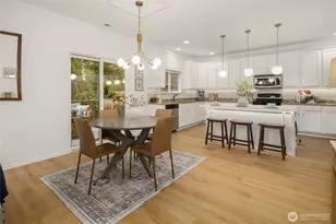 12218 NE 203rd St, Bothell, WA 98011 - Photo 10