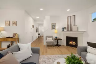 12218 NE 203rd St, Bothell, WA 98011 - Photo 18