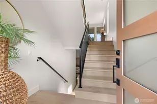 9909 NE 200th St, Bothell, WA 98011 - Photo 4