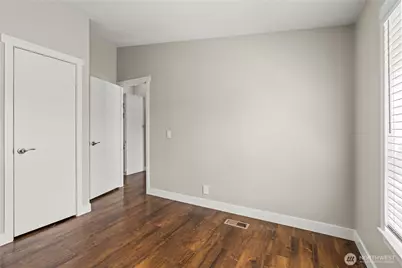 1112 Long Road #5, Centralia, WA 98531 - Photo 10