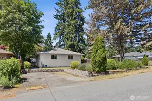 2613 NE 145th St, Seattle, WA 98155 - Photo 22