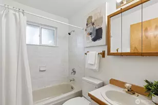 2613 NE 145th St, Seattle, WA 98155 - Photo 16