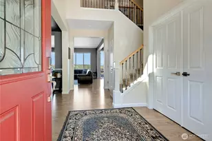 10901 174th Ave E, Bonney Lake, WA 98391 - Photo 4