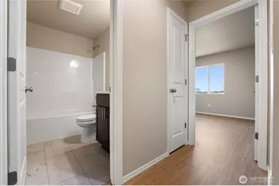 2910 Road 13.6 SW, Royal City, WA 99357 - Photo 20
