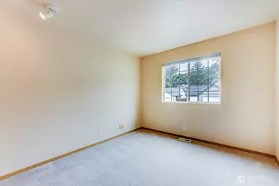 7001 60th Place NE, Marysville, WA 98270 - Photo 16