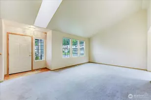 7001 60th Pl NE, Marysville, WA 98270 - Photo 4