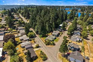 18909 46th Ave S, SeaTac, WA 98188 - Photo 32