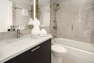 2125 1st Ave, Seattle, WA 98121 - Photo 28