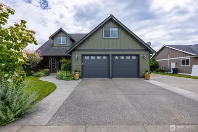 407 Westview Place, Nooksack, WA 98276 - Photo 2