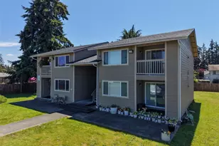 122 169th St E, Spanaway, WA 98387 - Photo 2