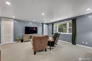 10157 NE 200th St, Bothell, WA 98011 - Photo 14